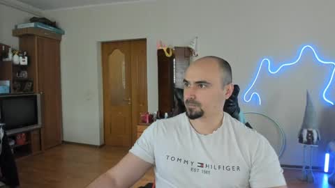 Ziesh online show from 04.15.26