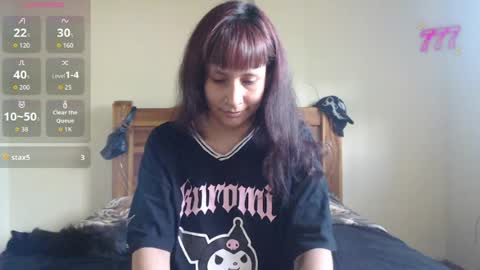 Snapshot of ziggyblunt chatting on 06.17.26 ziggyblunt online show from 06.17.26