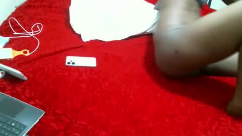 Miss Zindzi online show from 05.19.26
