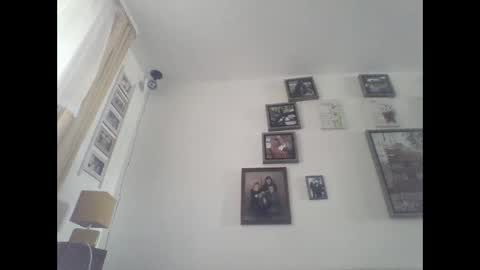 Zippi online show from 09.12.25