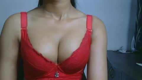 Snapshot of ziyaa_1 chatting on 07.02.26 Ziyaa online show from 07.02.26