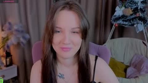 Zlata  Mon Tue Thu Fri Sun Sa GMT 3 0000pm - 0600pm  online show from 01.10.26