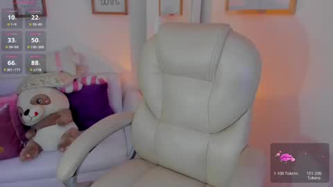 Zobe Love online show from 12.22.25