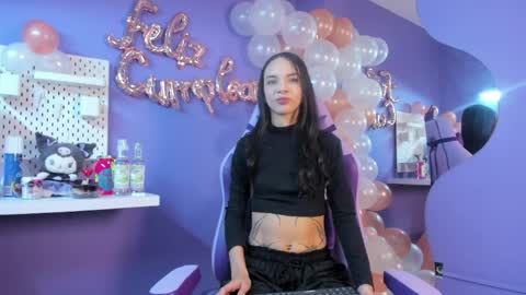 Snapshot of zoe_444_ chatting on 04.12.26 Zoe online show from 04.12.26