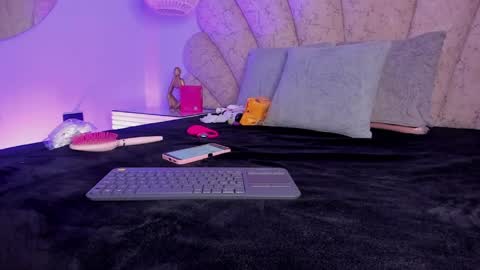 zoe_blosson online show from 05.26.26