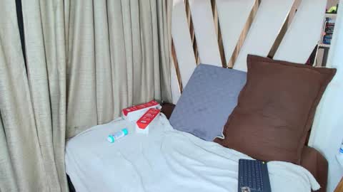 Zoe online show from 09.19.25