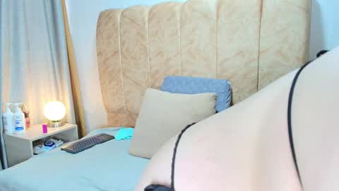 Zoe online show from 11.22.25