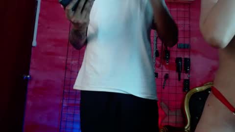 zoe_ferrer7 online show from 04.19.26