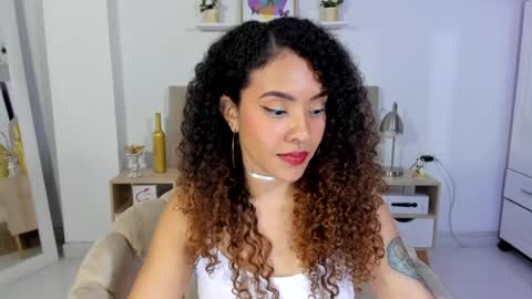 Zoe Gruber online show from 07.11.26