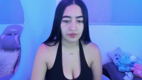 zoe_jones7 online show from 03.16.26