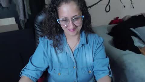 Snapshot of zoe_koller chatting on 05.09.26 Zoe Koller online show from 05.09.26
