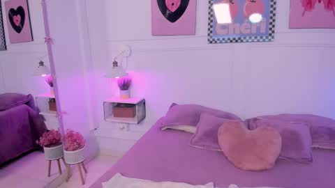 Zoe Lynch online show from 12.03.25