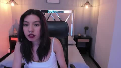 zoe_moreau online show from 02.19.26