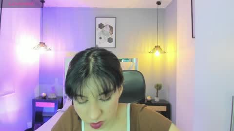 zoe_moreau online show from 03.16.26