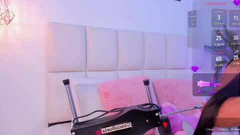 Snapshot of zoe_rivers chatting on 11.19.25 Zoe online show from 11.19.25