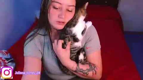 Snapshot of zoe_sexy69 chatting on 01.06.25 ZOE online show from 01.06.25