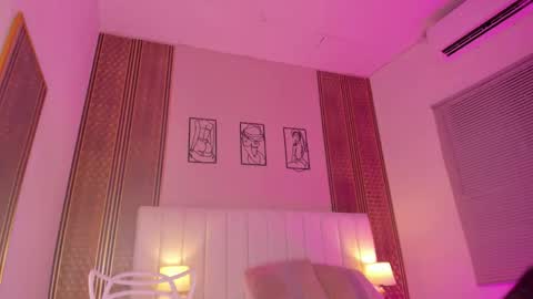 Snapshot of zoe_sky_ chatting on 09.17.25 Hi guys i am Zoe online show from 09.17.25