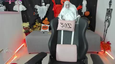 zoe_sullivan_ online show from 10.03.25