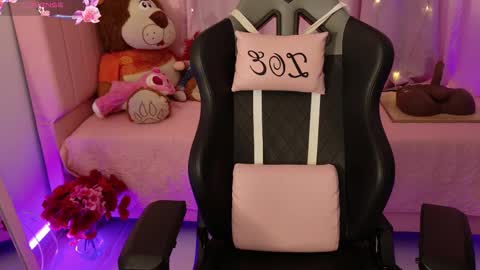 zoe_sullivan_ online show from 03.23.26