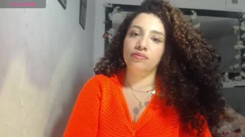 Snapshot of zoe_tai chatting on 11.24.25 zoe tai online show from 11.24.25