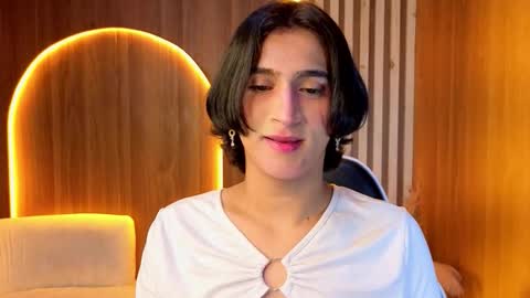 Zoe online show from 02.04.26