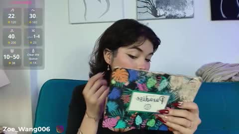 Snapshot of zoe_wang chatting on 11.20.25 Zoe online show from 11.20.25