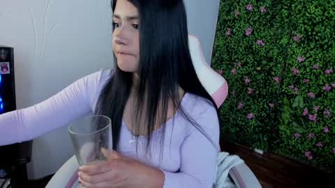 Zoe online show from 12.18.24