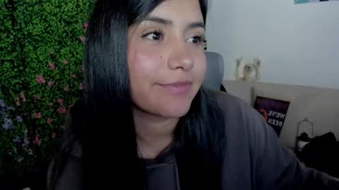 Zoe online show from 10.05.25