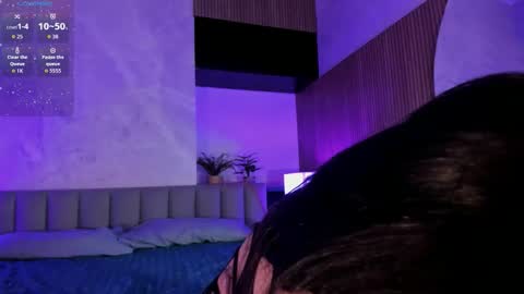 Snapshot of zoeblanc chatting on 02.06.26 zoeblanc online show from 02.06.26