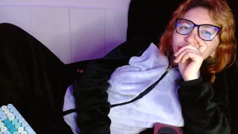 Snapshot of zoee_jhonnyy chatting on 12.07.24 zoee jhonnyy online show from 12.07.24