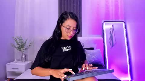 Snapshot of zoee_martins_ chatting on 07.09.26 Zoe 3 online show from 07.09.26