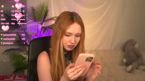 Snapshot of zoeford_ chatting on 04.23.26 ZOE online show from 04.23.26