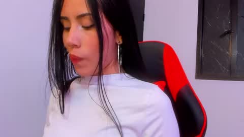 Laura  online show from 07.16.26