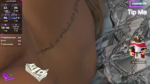 Snapshot of zoemesmerizee chatting on 02.12.25 ZoeMesmerize online show from 02.12.25