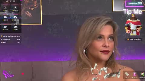 Snapshot of zoemesmerizee chatting on 03.12.25 ZoeMesmerize online show from 03.12.25