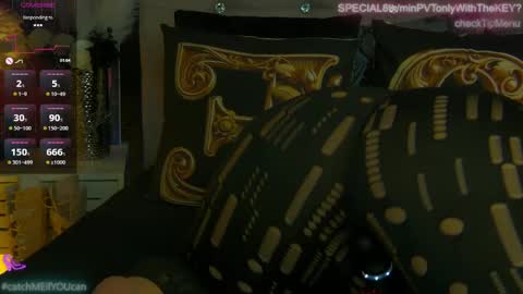 Snapshot of zoemesmerizee chatting on 06.02.26 ZoeMesmerize online show from 06.02.26
