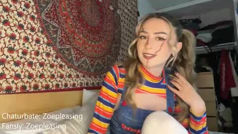 zoepleasing online show from 10.30.25