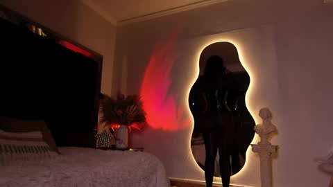 zoevidal_ online show from 01.12.26