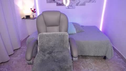 zoey online show from 09.28.25