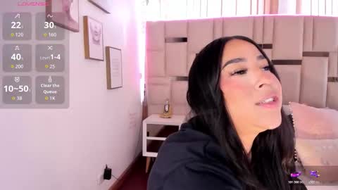 zoey thommpson online show from 10.28.25