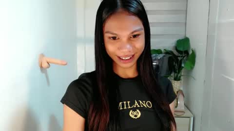 Snapshot of zoeygorgeous19 chatting on 01.23.25 zoey online show from 01.23.25