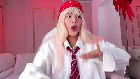 Z O E online show from 12.15.25