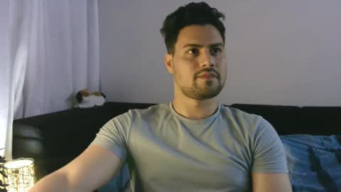 Snapshot of zohan_haidar chatting on 02.20.25 ZohanMohamed online show from 02.20.25