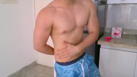 Snapshot of zohan_haidar chatting on 09.21.25 ZohanMohamed online show from 09.21.25