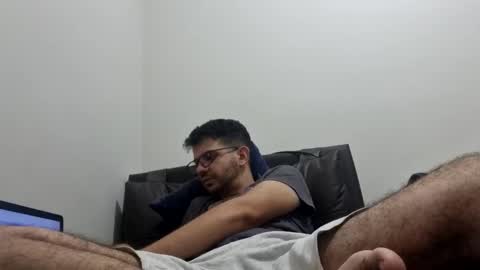 Snapshot of zoio0 chatting on 01.12.25 Zoio online show from 01.12.25