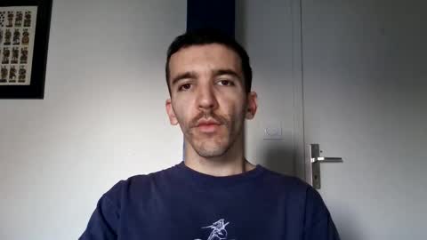 Snapshot of zommmmmmmmm chatting on 11.26.25 zom online show from 11.26.25