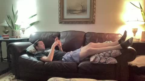 Snapshot of zorakload chatting on 10.06.25 Jesse online show from 10.06.25