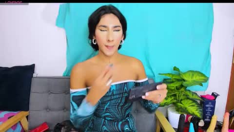 Snapshot of zou_quira chatting on 11.10.25 zou_quira online show from 11.10.25