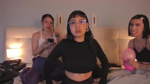 cintya kors online show from 02.01.25