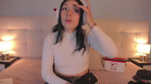 cintya kors online show from 02.06.25